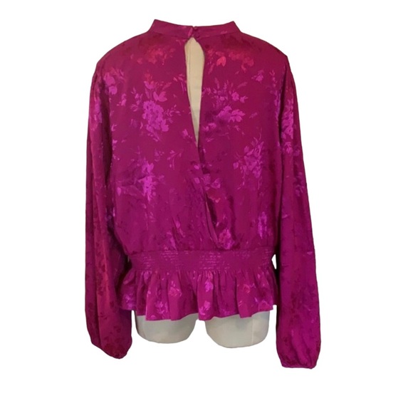 Forever21 + pink satin floral print blouse - Picture 2 of 8